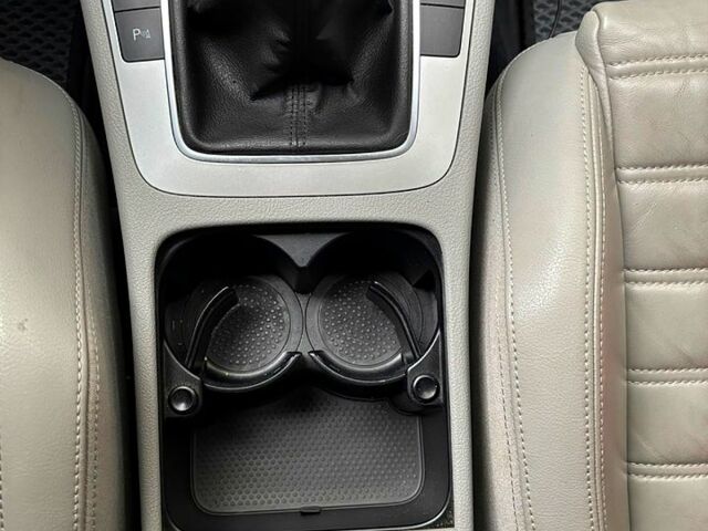 Черный Фольксваген Пассат, объемом двигателя 1.4 л и пробегом 250 тыс. км за 6300 $, фото 3 на Automoto.ua