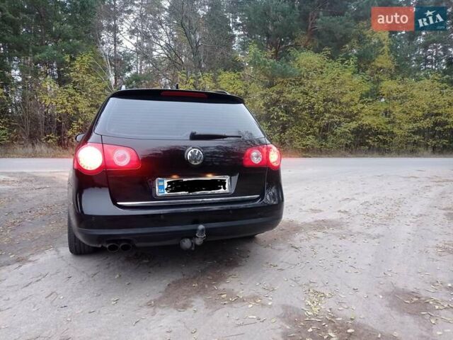 Черный Фольксваген Пассат, объемом двигателя 2 л и пробегом 320 тыс. км за 8100 $, фото 1 на Automoto.ua