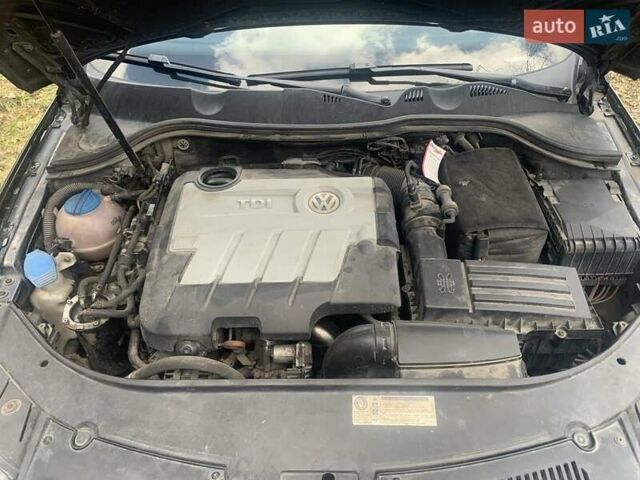 Черный Фольксваген Пассат, объемом двигателя 2 л и пробегом 300 тыс. км за 6900 $, фото 2 на Automoto.ua