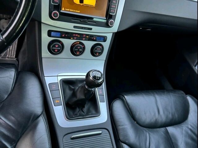 Чорний Фольксваген Пассат, об'ємом двигуна 2 л та пробігом 270 тис. км за 6800 $, фото 6 на Automoto.ua