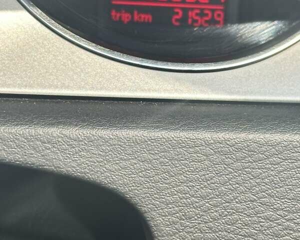 Чорний Фольксваген Пассат, об'ємом двигуна 1.8 л та пробігом 256 тис. км за 7000 $, фото 15 на Automoto.ua