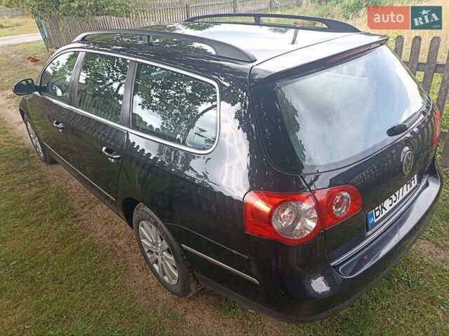 Черный Фольксваген Пассат, объемом двигателя 1.39 л и пробегом 250 тыс. км за 7000 $, фото 10 на Automoto.ua