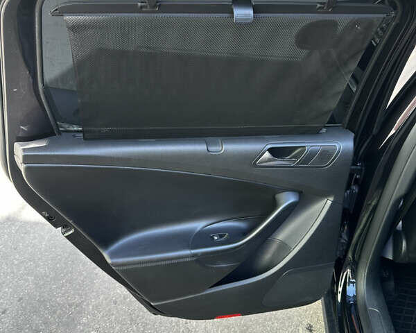 Черный Фольксваген Пассат, объемом двигателя 1.8 л и пробегом 302 тыс. км за 7950 $, фото 12 на Automoto.ua