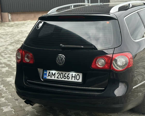 Фольксваген Пассат 2009 в Львове на Automoto.ua Черный Фольксваген Пассат, объемом двигателя 1.97 л и пробегом 398 тыс. км за 5599 $, фото 3 на Automoto.ua