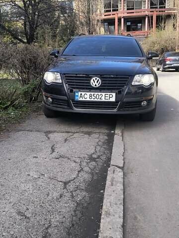 Черный Фольксваген Пассат, объемом двигателя 1.4 л и пробегом 180 тыс. км за 7700 $, фото 4 на Automoto.ua