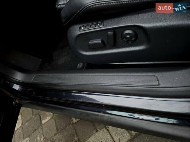 Черный Фольксваген Пассат, объемом двигателя 2 л и пробегом 225 тыс. км за 8800 $, фото 106 на Automoto.ua