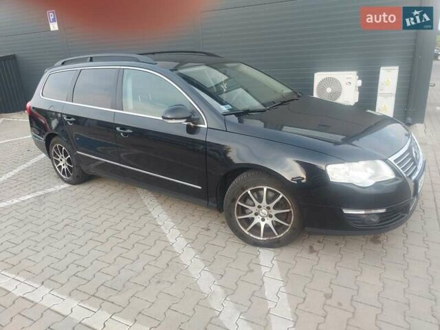 Фольксваген Пассат 2010 в Житомире на Automoto.ua Черный Фольксваген Пассат, объемом двигателя 1.97 л и пробегом 220 тыс. км за 8000 $, фото 3 на Automoto.ua