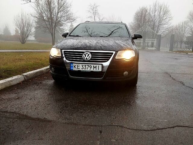Черный Фольксваген Пассат, объемом двигателя 2 л и пробегом 206 тыс. км за 8200 $, фото 10 на Automoto.ua