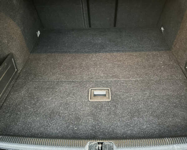 Черный Фольксваген Пассат, объемом двигателя 1.97 л и пробегом 345 тыс. км за 7400 $, фото 19 на Automoto.ua