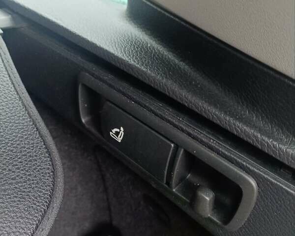 Чорний Фольксваген Пассат, об'ємом двигуна 1.39 л та пробігом 228 тис. км за 8300 $, фото 29 на Automoto.ua