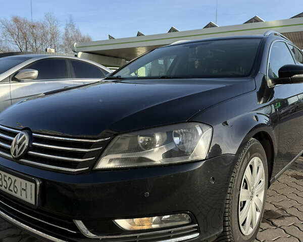 Черный Фольксваген Пассат, объемом двигателя 2 л и пробегом 220 тыс. км за 10800 $, фото 1 на Automoto.ua