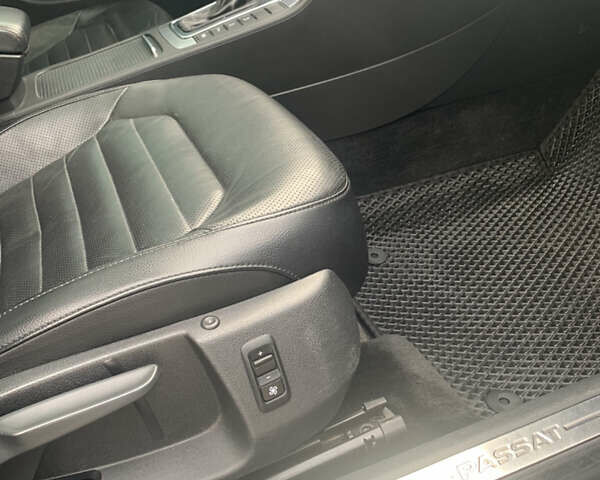 Черный Фольксваген Пассат, объемом двигателя 1.96 л и пробегом 229 тыс. км за 9600 $, фото 29 на Automoto.ua