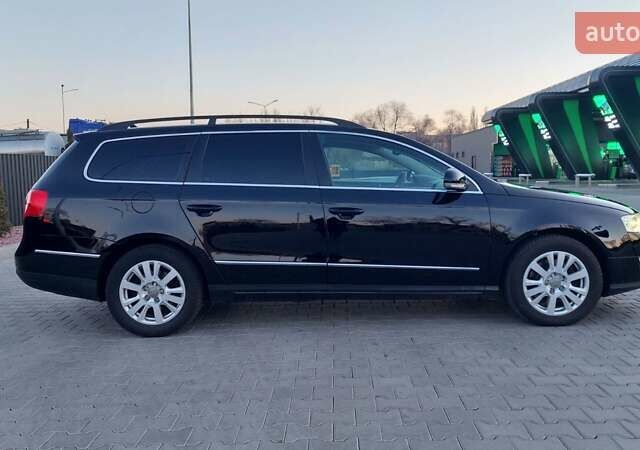 Черный Фольксваген Пассат, объемом двигателя 1.97 л и пробегом 239 тыс. км за 9222 $, фото 54 на Automoto.ua