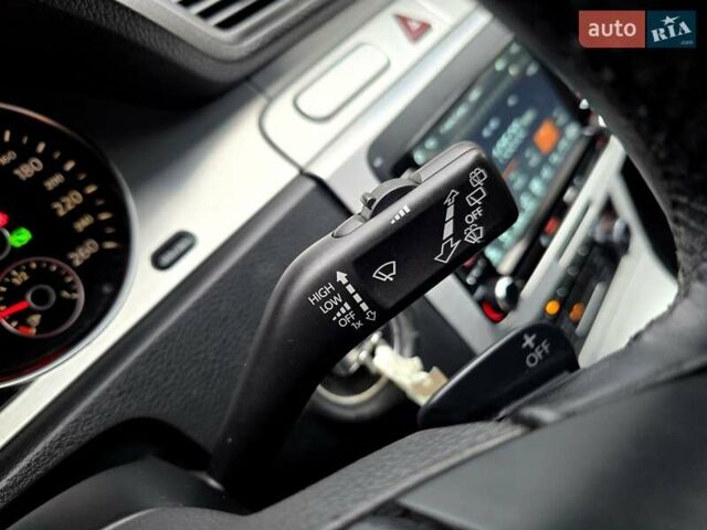 Черный Фольксваген Пассат, объемом двигателя 2 л и пробегом 225 тыс. км за 8800 $, фото 121 на Automoto.ua