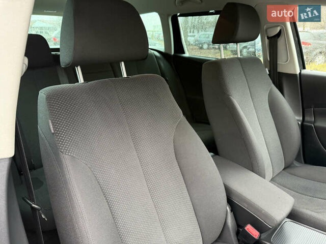 Черный Фольксваген Пассат, объемом двигателя 1.4 л и пробегом 181 тыс. км за 6999 $, фото 25 на Automoto.ua