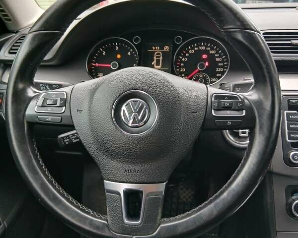 Черный Фольксваген Пассат, объемом двигателя 1.6 л и пробегом 321 тыс. км за 7300 $, фото 14 на Automoto.ua