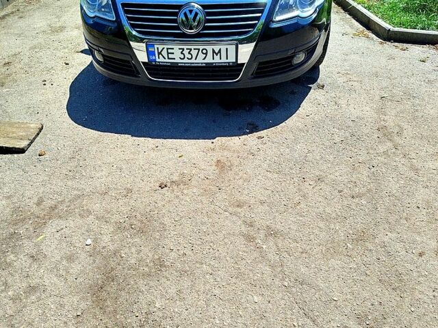 Черный Фольксваген Пассат, объемом двигателя 2 л и пробегом 206 тыс. км за 8200 $, фото 5 на Automoto.ua