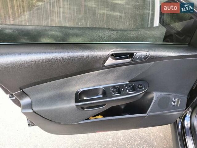 Чорний Фольксваген Пассат, об'ємом двигуна 1.4 л та пробігом 175 тис. км за 8950 $, фото 31 на Automoto.ua