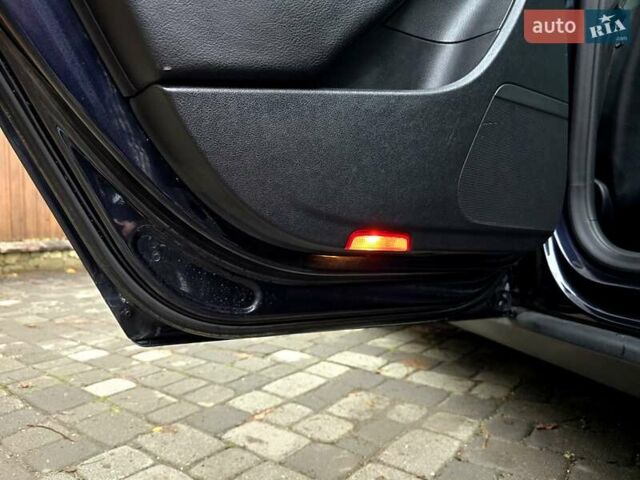 Черный Фольксваген Пассат, объемом двигателя 2 л и пробегом 225 тыс. км за 8800 $, фото 138 на Automoto.ua