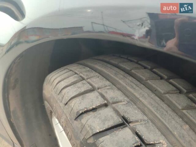 Черный Фольксваген Пассат, объемом двигателя 1.97 л и пробегом 286 тыс. км за 7000 $, фото 17 на Automoto.ua