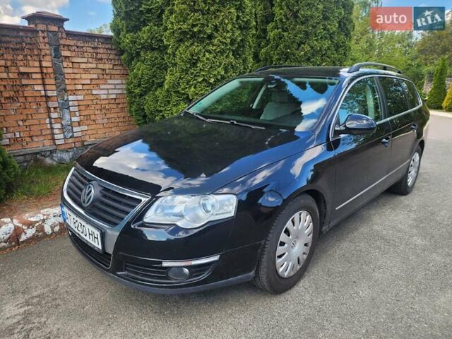 Черный Фольксваген Пассат, объемом двигателя 1.6 л и пробегом 340 тыс. км за 7000 $, фото 2 на Automoto.ua