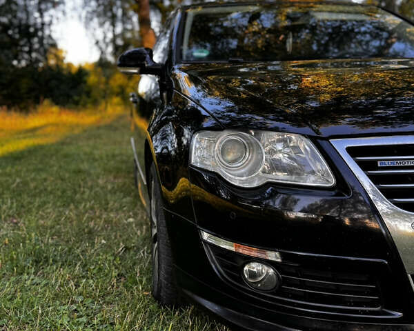 Черный Фольксваген Пассат, объемом двигателя 1.6 л и пробегом 229 тыс. км за 8222 $, фото 46 на Automoto.ua