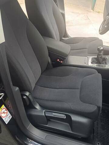 Чорний Фольксваген Пассат, об'ємом двигуна 1.6 л та пробігом 275 тис. км за 8300 $, фото 24 на Automoto.ua