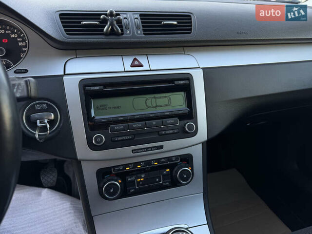 Чорний Фольксваген Пассат, об'ємом двигуна 1.8 л та пробігом 180 тис. км за 6900 $, фото 19 на Automoto.ua