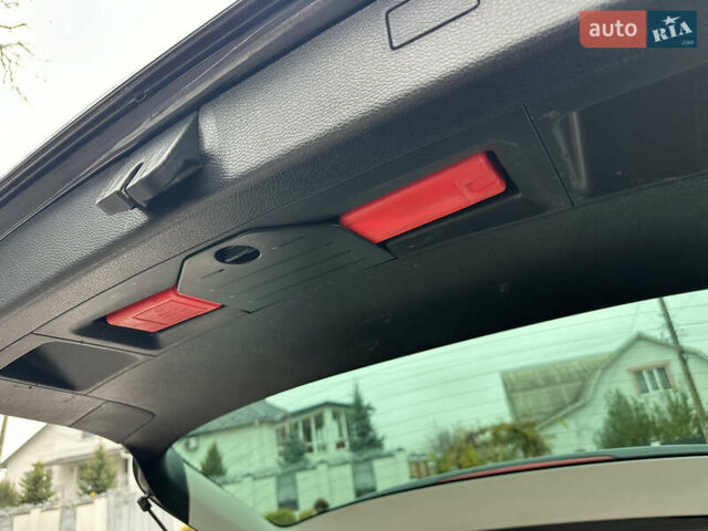 Черный Фольксваген Пассат, объемом двигателя 1.97 л и пробегом 235 тыс. км за 8499 $, фото 57 на Automoto.ua