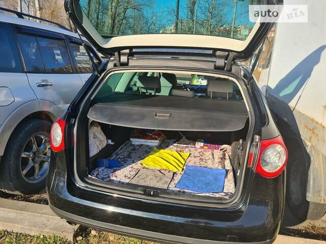 Черный Фольксваген Пассат, объемом двигателя 1.6 л и пробегом 340 тыс. км за 7000 $, фото 49 на Automoto.ua