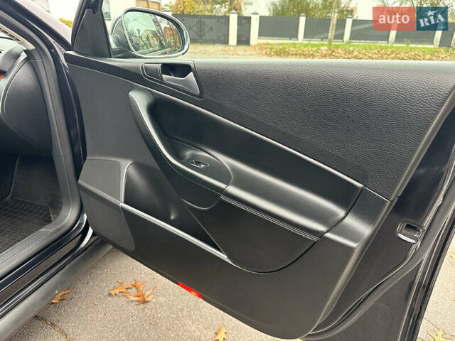 Черный Фольксваген Пассат, объемом двигателя 1.97 л и пробегом 235 тыс. км за 8499 $, фото 62 на Automoto.ua