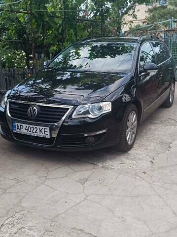 Чорний Фольксваген Пассат, об'ємом двигуна 1.6 л та пробігом 275 тис. км за 8300 $, фото 3 на Automoto.ua