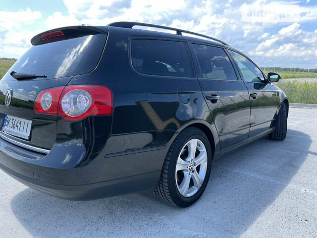 Чорний Фольксваген Пассат, об'ємом двигуна 1.97 л та пробігом 370 тис. км за 7900 $, фото 10 на Automoto.ua