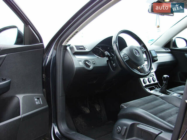 Черный Фольксваген Пассат, объемом двигателя 1.4 л и пробегом 223 тыс. км за 7200 $, фото 12 на Automoto.ua