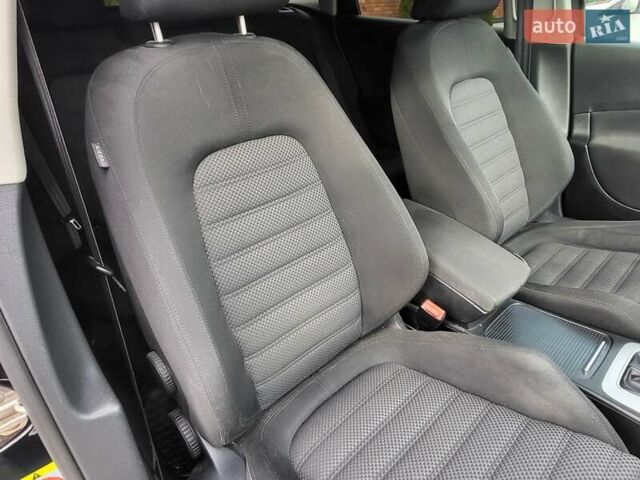 Черный Фольксваген Пассат, объемом двигателя 1.6 л и пробегом 294 тыс. км за 7300 $, фото 21 на Automoto.ua