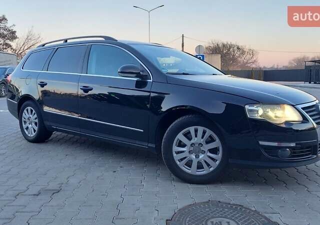 Черный Фольксваген Пассат, объемом двигателя 1.97 л и пробегом 239 тыс. км за 9222 $, фото 34 на Automoto.ua