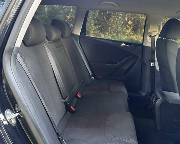 Черный Фольксваген Пассат, объемом двигателя 1.6 л и пробегом 229 тыс. км за 8222 $, фото 64 на Automoto.ua