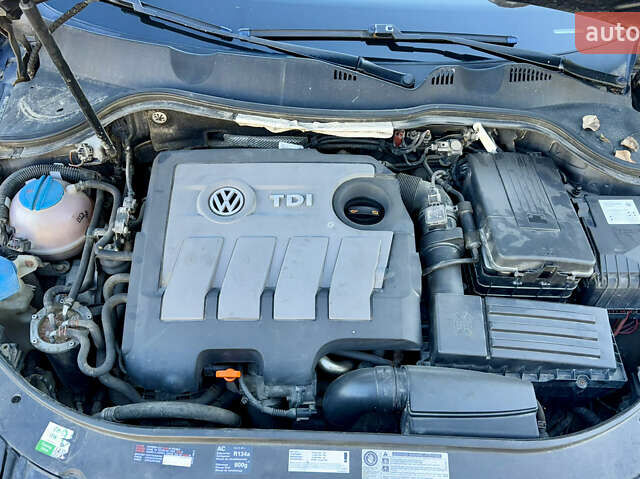 Черный Фольксваген Пассат, объемом двигателя 1.6 л и пробегом 207 тыс. км за 6700 $, фото 40 на Automoto.ua