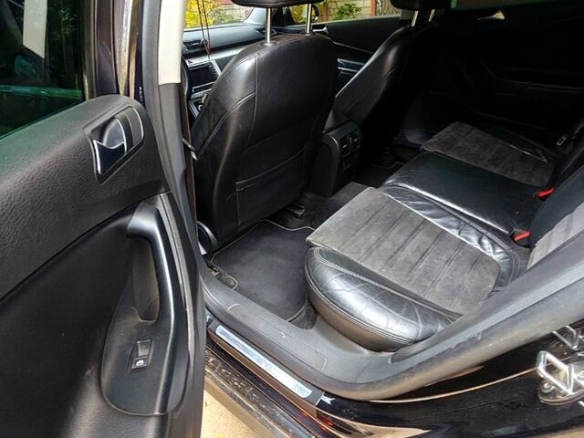 Черный Фольксваген Пассат, объемом двигателя 2 л и пробегом 340 тыс. км за 6800 $, фото 9 на Automoto.ua