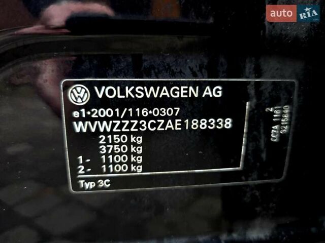 Черный Фольксваген Пассат, объемом двигателя 2 л и пробегом 225 тыс. км за 8800 $, фото 134 на Automoto.ua