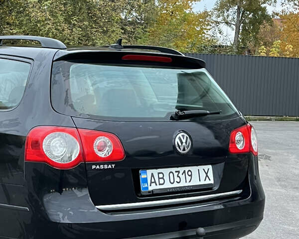 Черный Фольксваген Пассат, объемом двигателя 1.97 л и пробегом 322 тыс. км за 5850 $, фото 7 на Automoto.ua