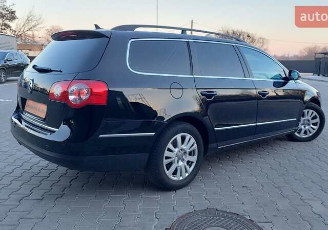 Черный Фольксваген Пассат, объемом двигателя 1.97 л и пробегом 239 тыс. км за 9222 $, фото 23 на Automoto.ua