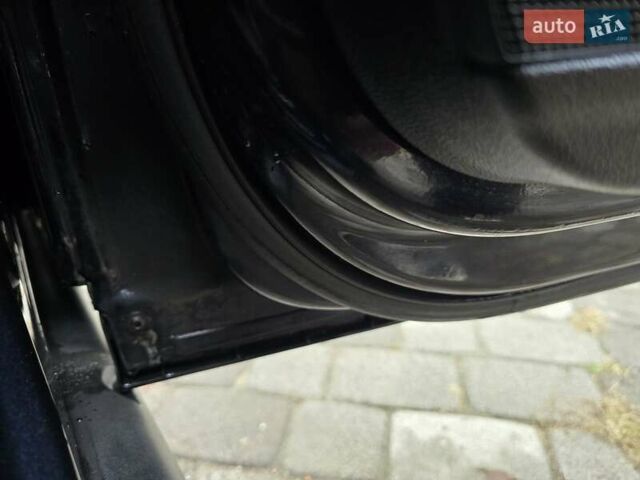 Черный Фольксваген Пассат, объемом двигателя 2 л и пробегом 225 тыс. км за 8800 $, фото 88 на Automoto.ua