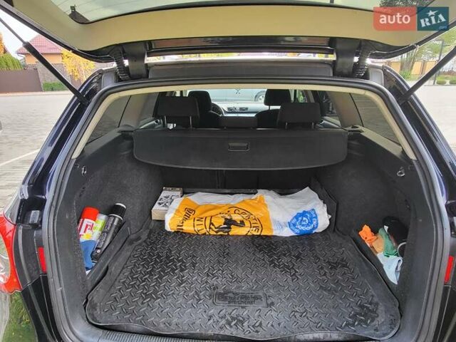 Черный Фольксваген Пассат, объемом двигателя 1.6 л и пробегом 294 тыс. км за 7300 $, фото 25 на Automoto.ua