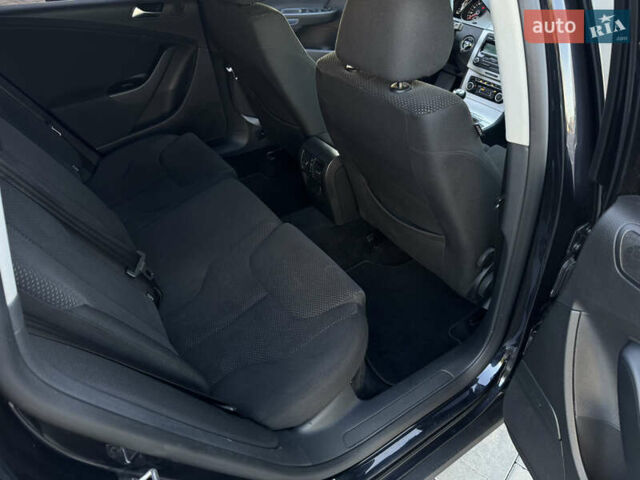 Чорний Фольксваген Пассат, об'ємом двигуна 1.8 л та пробігом 180 тис. км за 6900 $, фото 15 на Automoto.ua