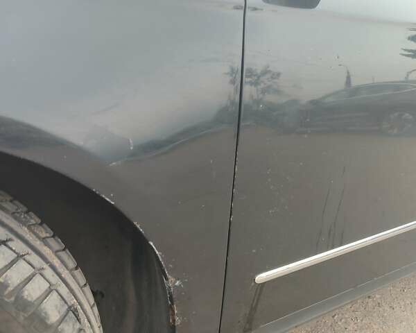 Черный Фольксваген Пассат, объемом двигателя 1.97 л и пробегом 286 тыс. км за 7000 $, фото 13 на Automoto.ua