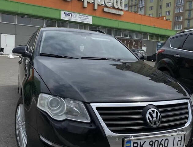 Черный Фольксваген Пассат, объемом двигателя 1.6 л и пробегом 280 тыс. км за 5600 $, фото 2 на Automoto.ua