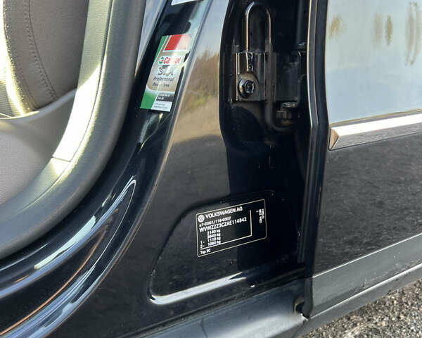 Черный Фольксваген Пассат, объемом двигателя 1.8 л и пробегом 324 тыс. км за 7900 $, фото 34 на Automoto.ua