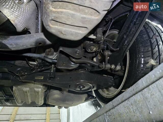 Черный Фольксваген Пассат, объемом двигателя 2 л и пробегом 225 тыс. км за 8800 $, фото 48 на Automoto.ua