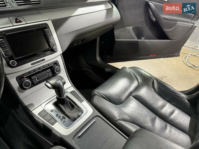 Черный Фольксваген Пассат, объемом двигателя 1.8 л и пробегом 234 тыс. км за 7200 $, фото 13 на Automoto.ua